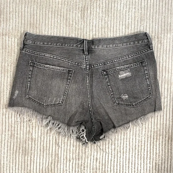 Free People WE THE FREE Jean Shorts in Gray/Washed Black - Size: 29 - Picture 2 of 3